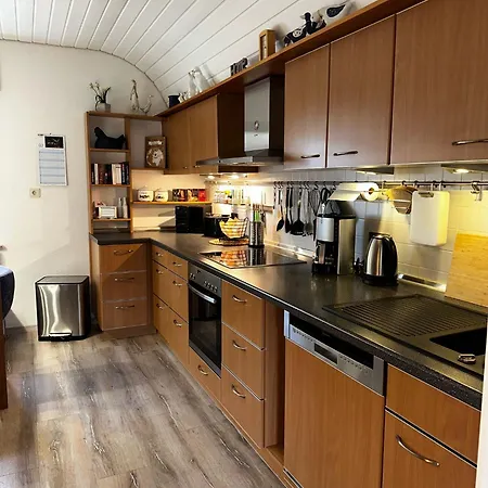 Fewovolmetal Apartment *